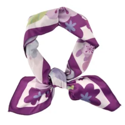 Rapunzel And Pascal Scarf, Flower Princess -Disney Sales 427503469637 2
