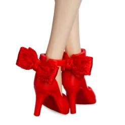 Snow White Ultimate Princess Celebration Limited Edition Doll -Disney Sales 460032736542 3