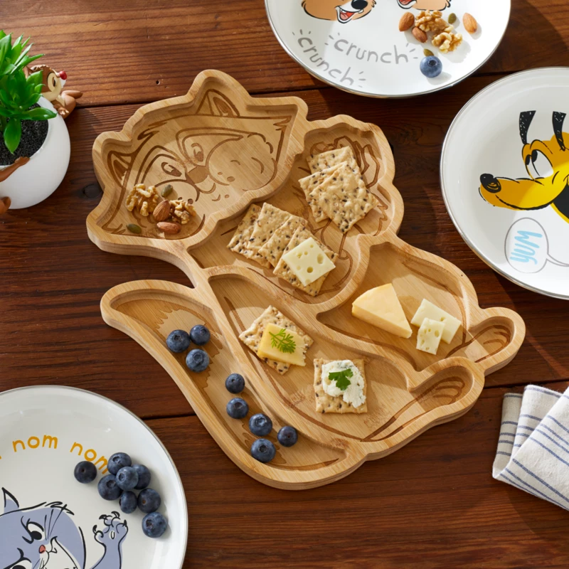 Disney Critters Meeko Serving Platter, Pocahontas 4 Disney Critters Meeko Serving Platter, Pocahontas - Image 2