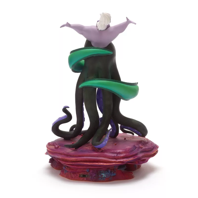 Ursula Light-Up Figure, The Little Mermaid 5 Ursula Light-Up Figure, The Little Mermaid - Image 3