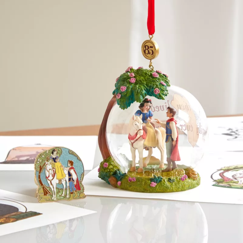 Snow White And The Seven Dwarfs Legacy Sketchbook Ornament, 85th Anniversary, Limited Release 4 Snow White And The Seven Dwarfs Legacy Sketchbook Ornament, 85th Anniversary, Limited Release - Image 2